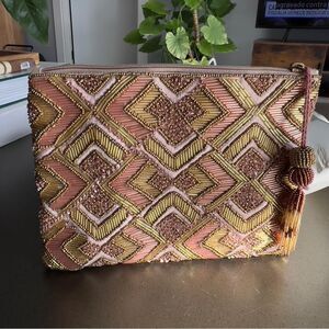 Antik Kraft Beaded Pink and Gold Clutch